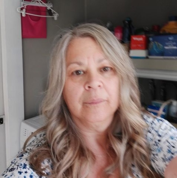 Meet your Posher, Pam - Picture 1 of 1